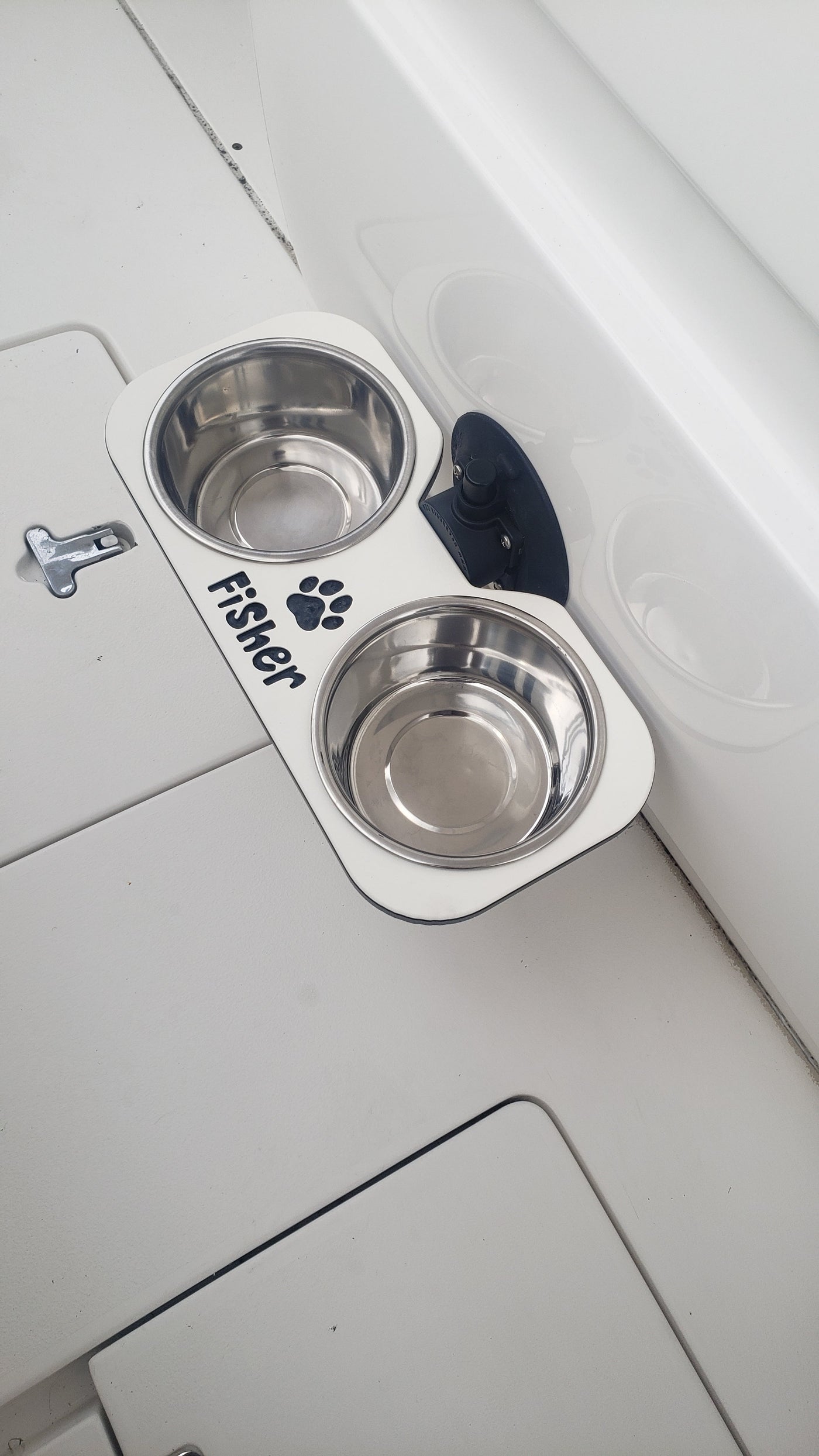 Boat Dog Dish Holder